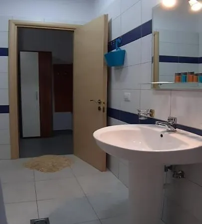 Apartment Magnet Kompleks *