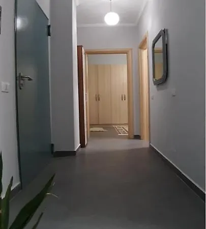 Apartment Magnet Kompleks